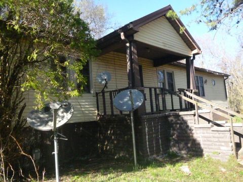 110 N Church St Erin TN 37061