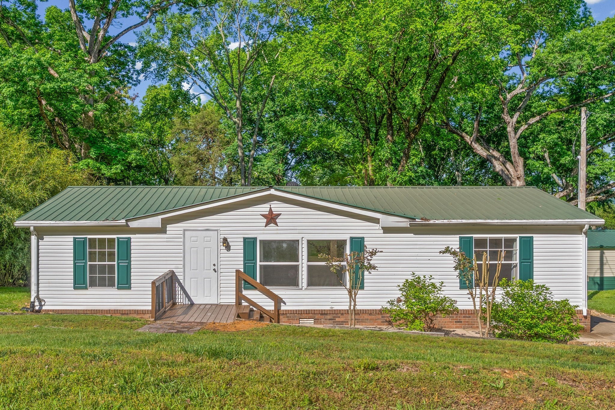 315 Riverview Dr