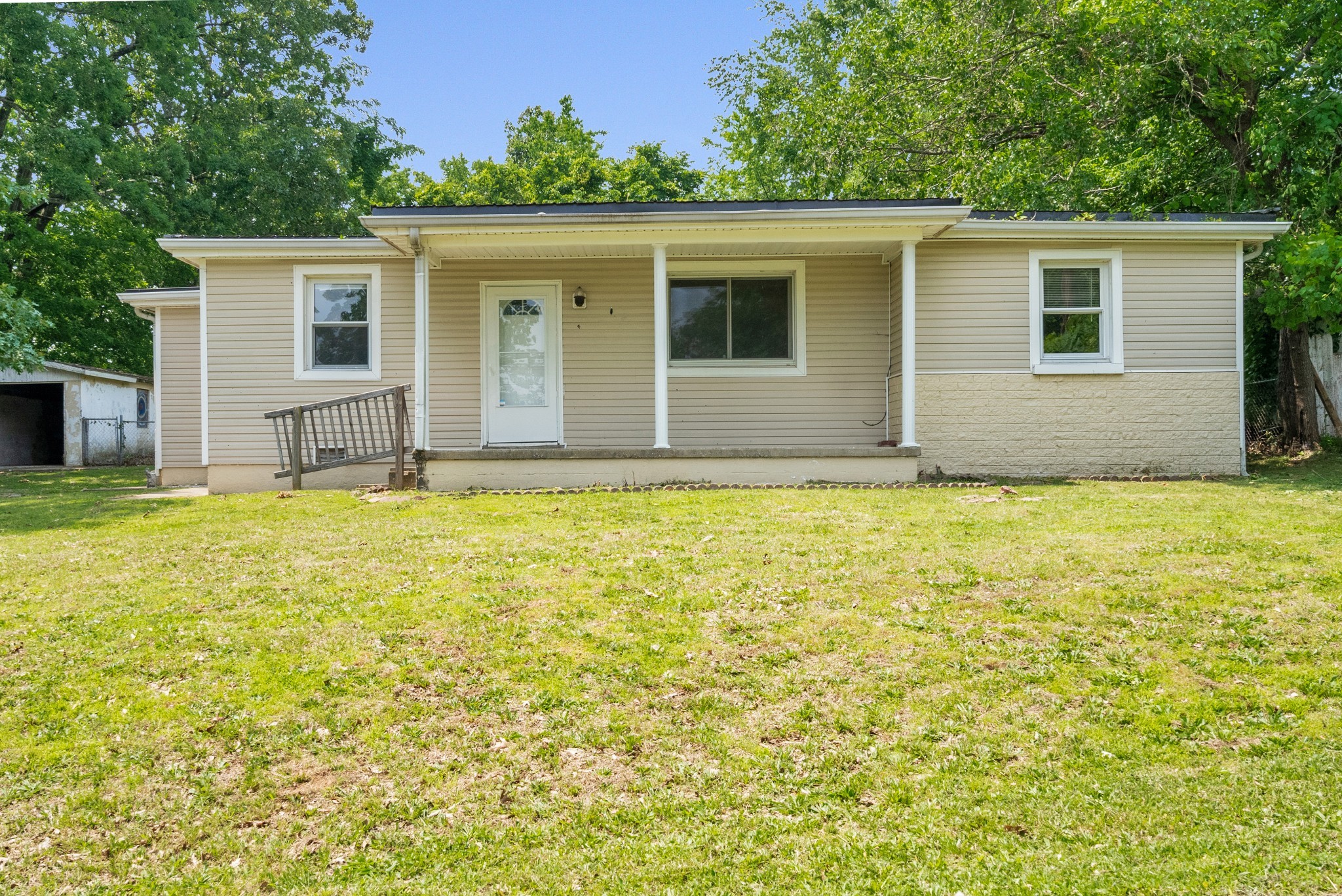 525 Highpoint Dr