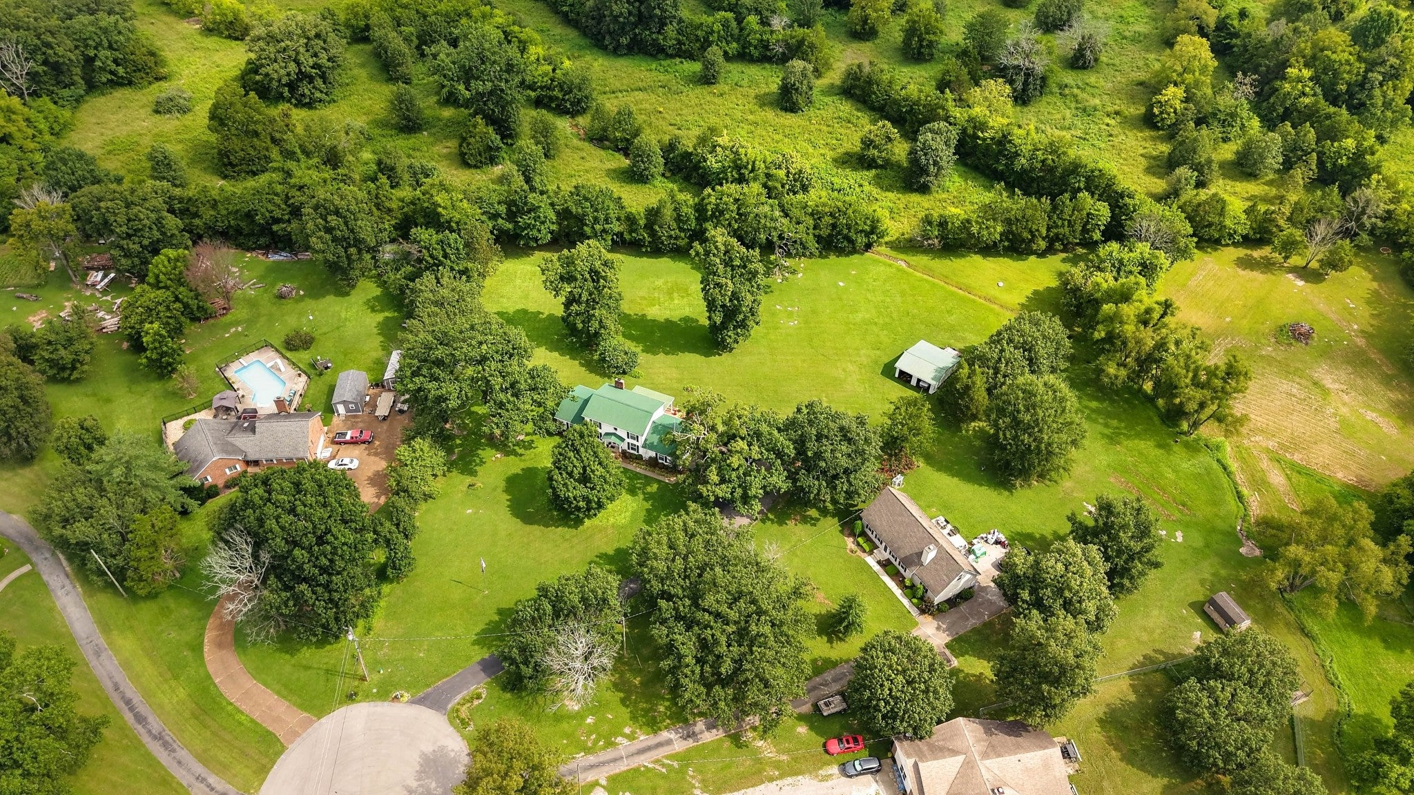 401 Bluegrass Ct