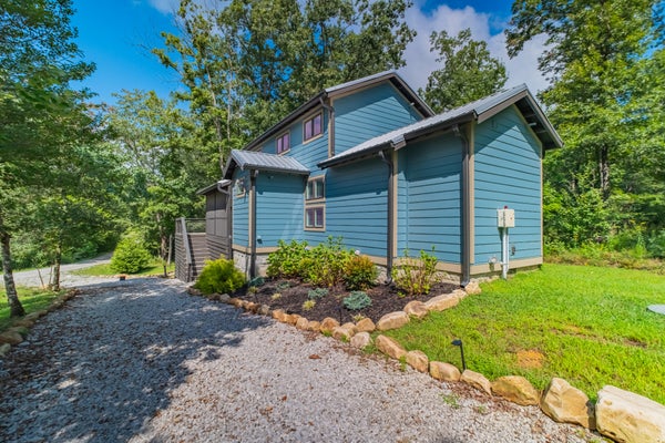 246 HEMLOCK CV, TRACY CITY, TN 37387 - Image e86aa697d7d6dc42e08485c849c06547/1976087048