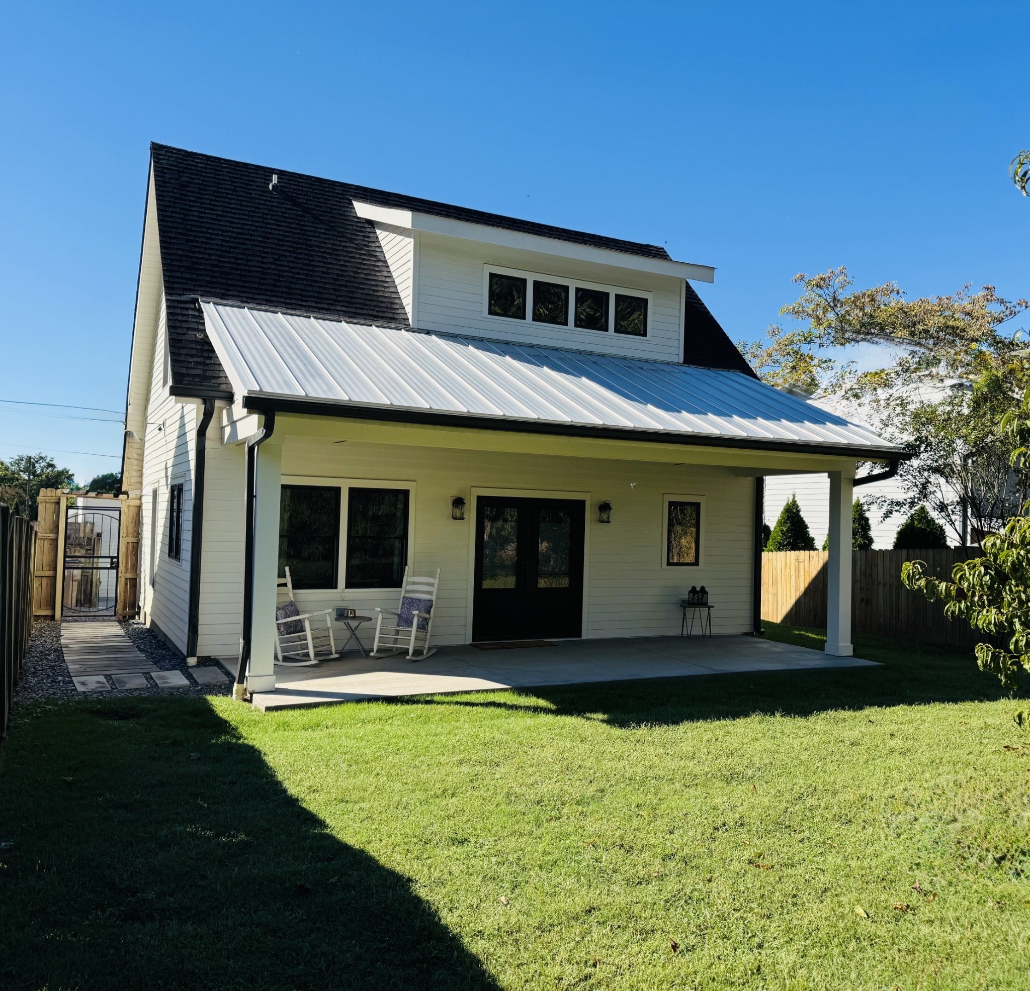 2.0-bed rental at 1410b Woodland St