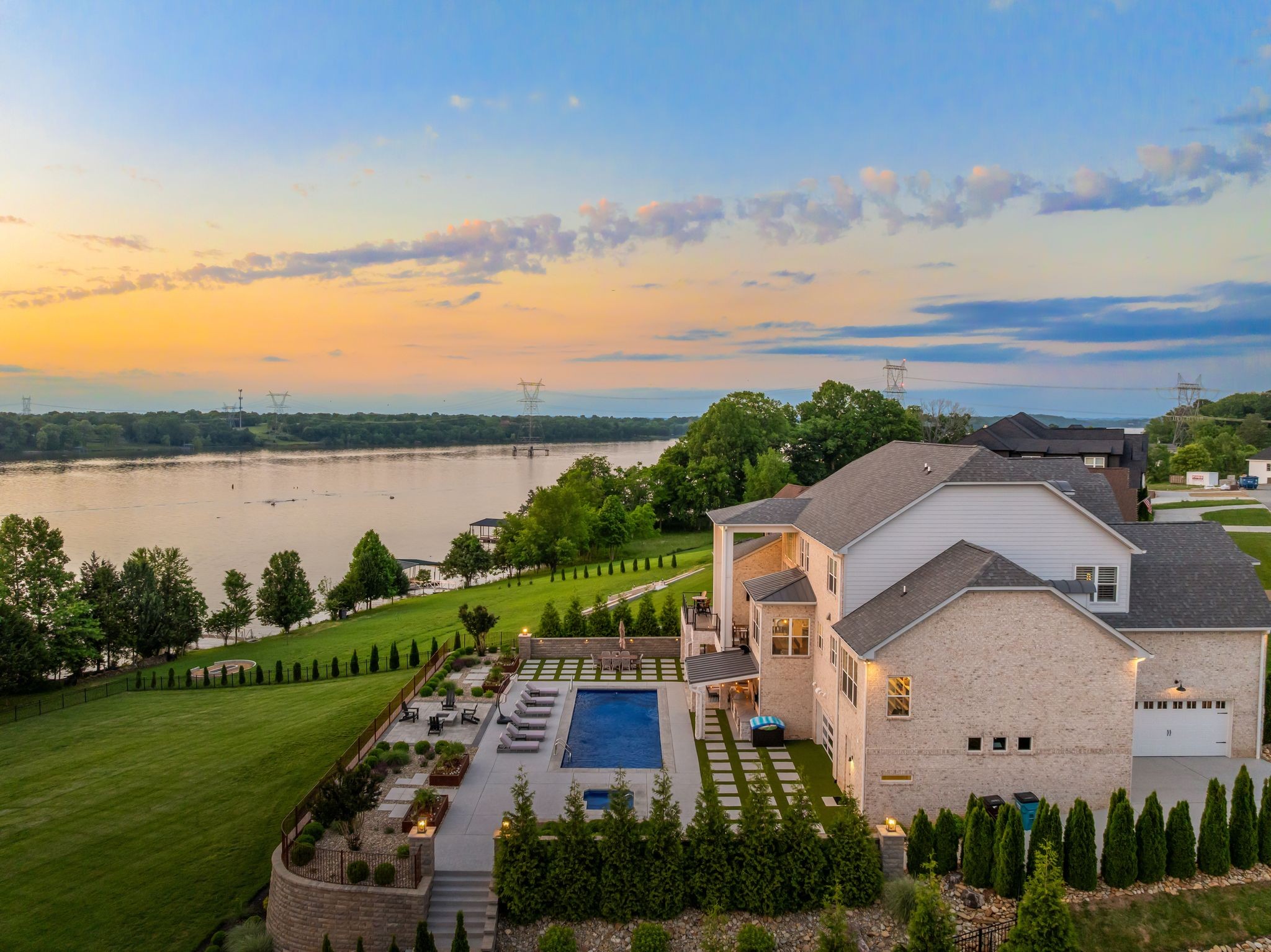 141 Kathryn Adele Ln