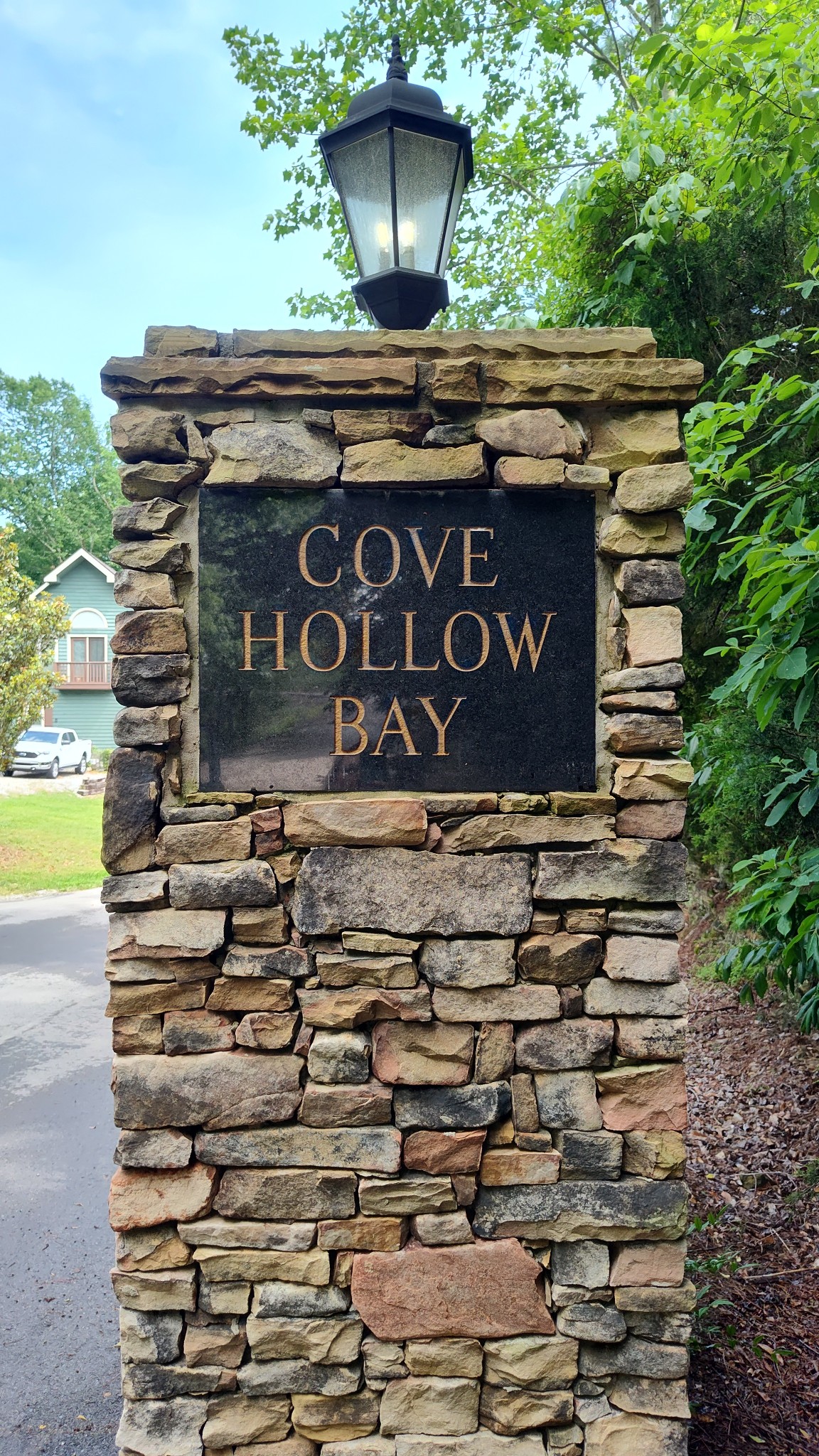 11 Bay Dr