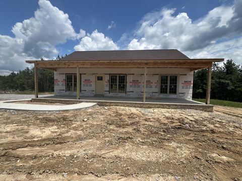3661 Highway 231 Erin TN 37061