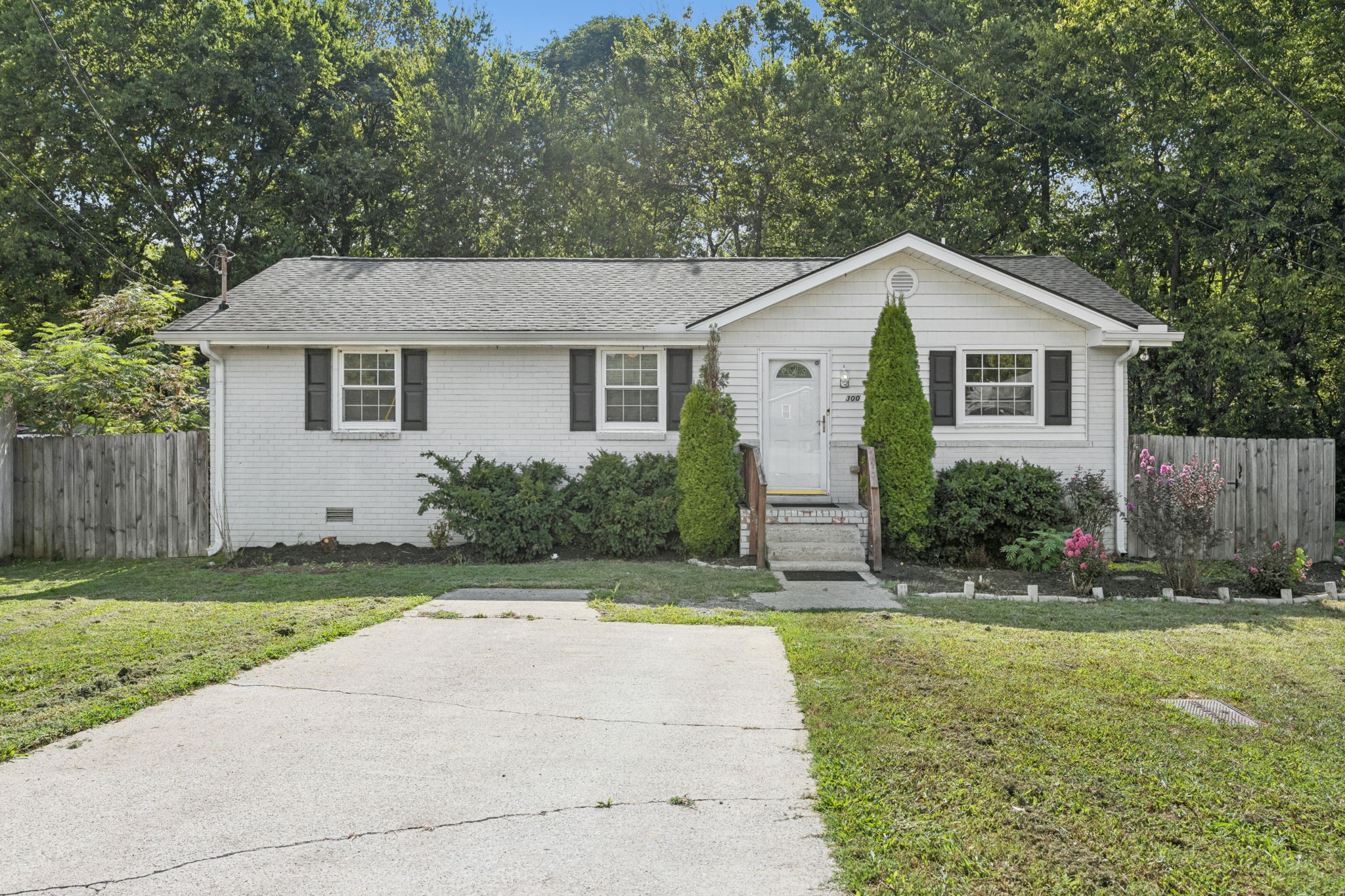 300 Monaco Dr