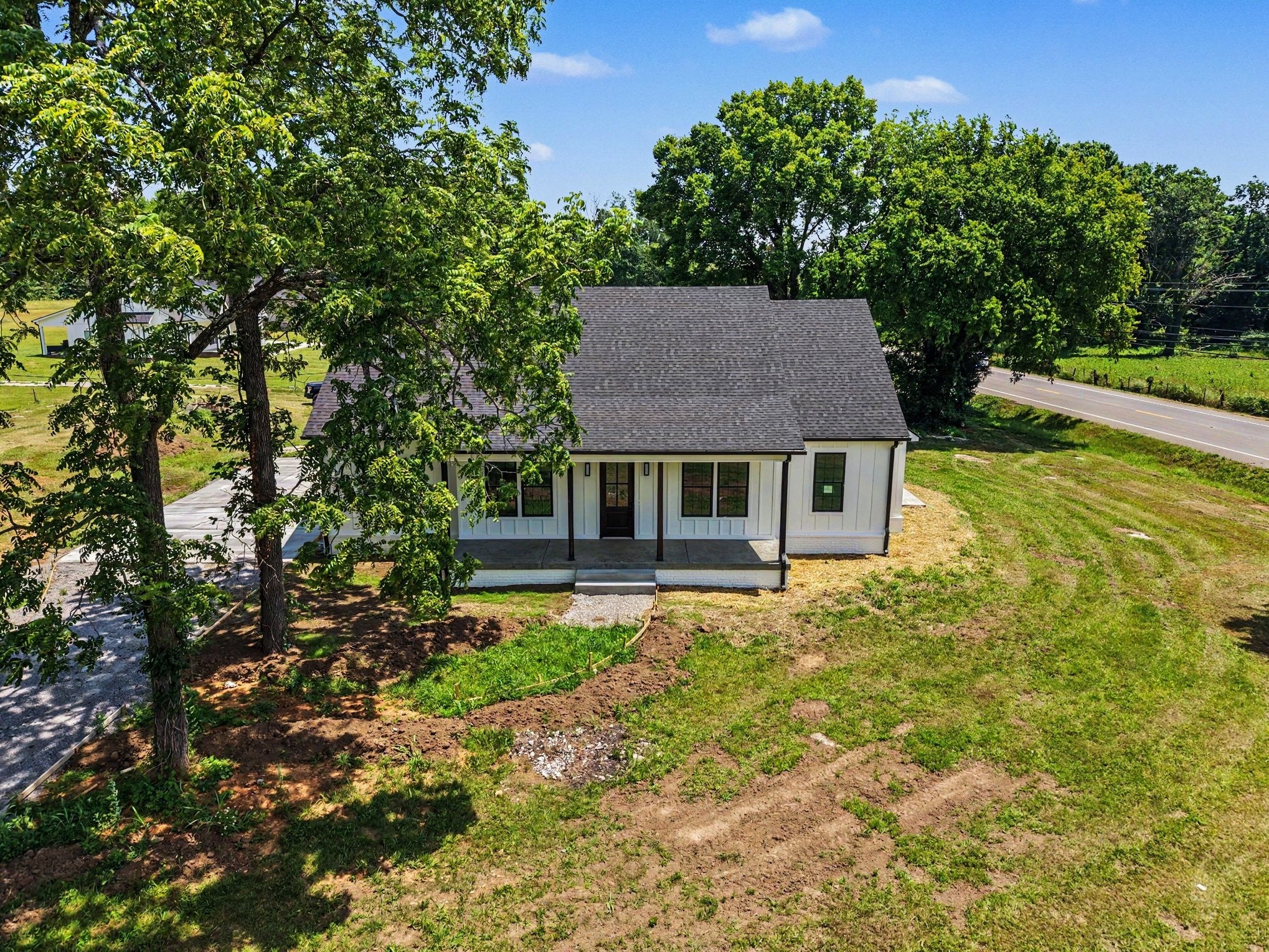 1798 Twin Caves Dr