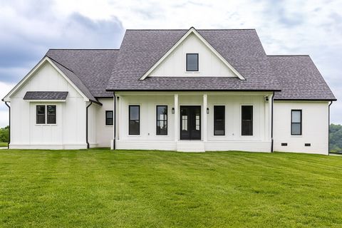 1031 Kennedy Ln Cottontown TN 37048