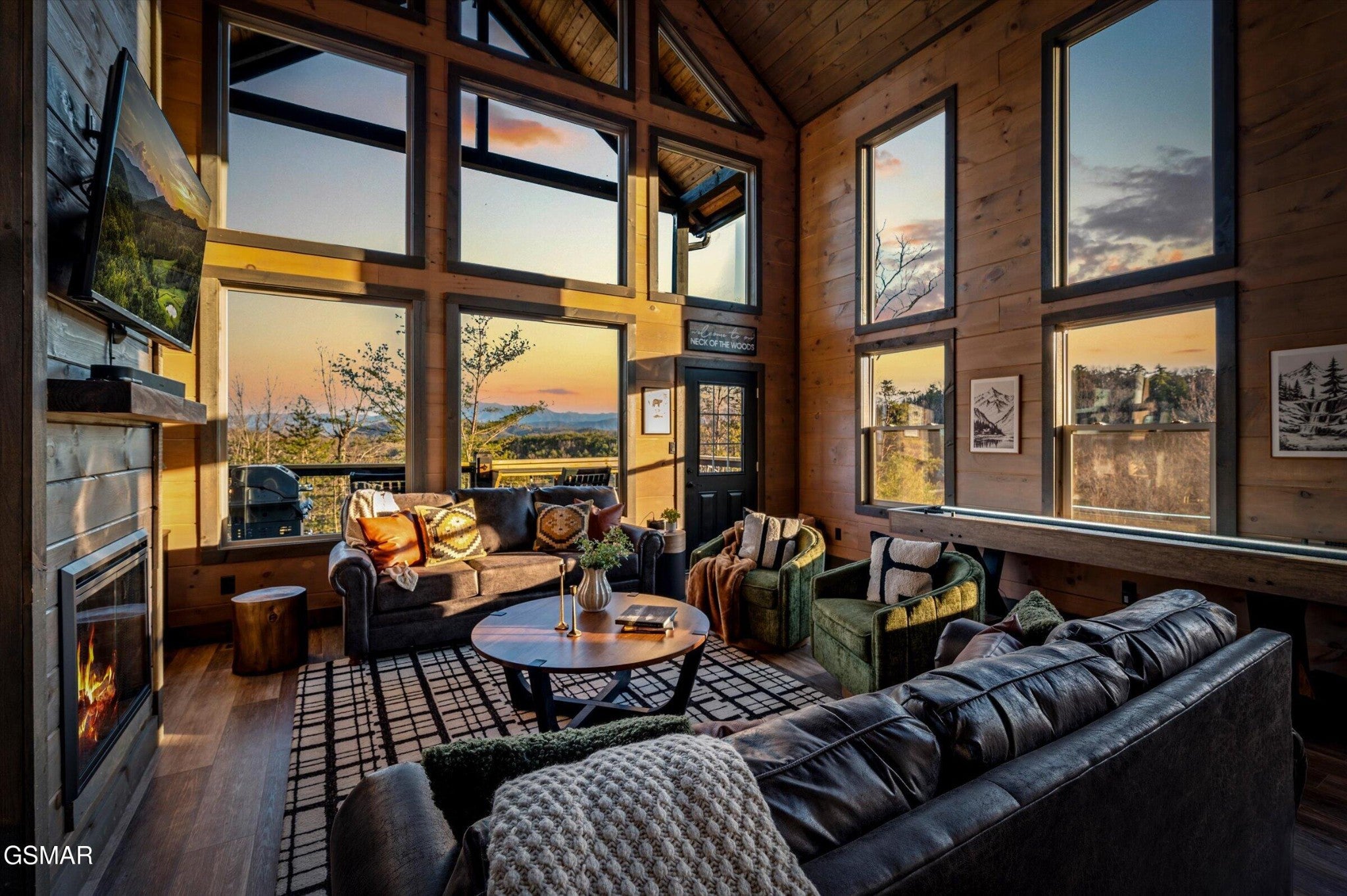 1518 Bear Valley Road