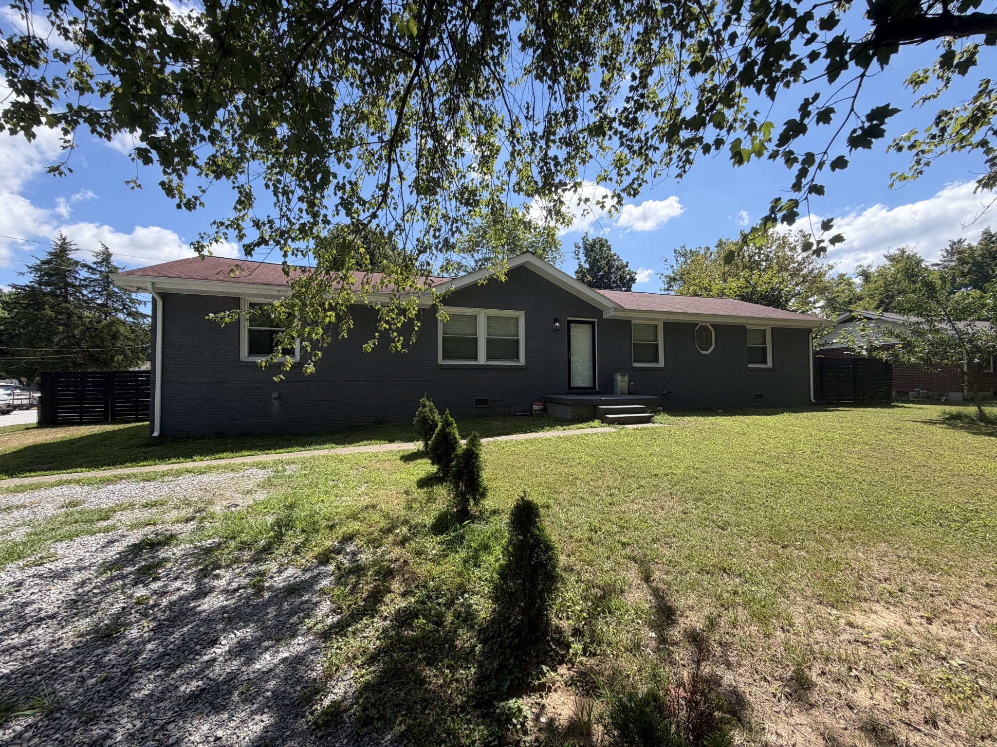 2057 Lake Rd