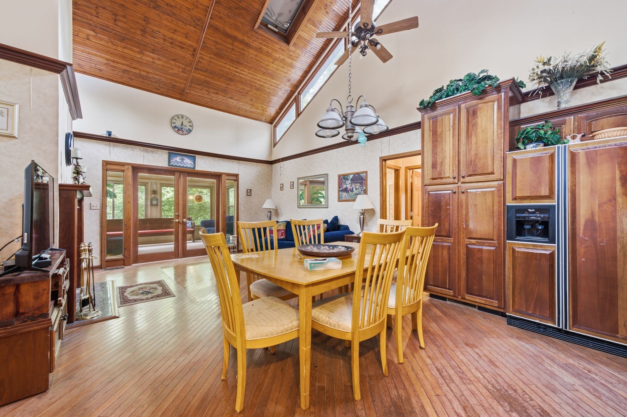508 Old Stagecoach Lane