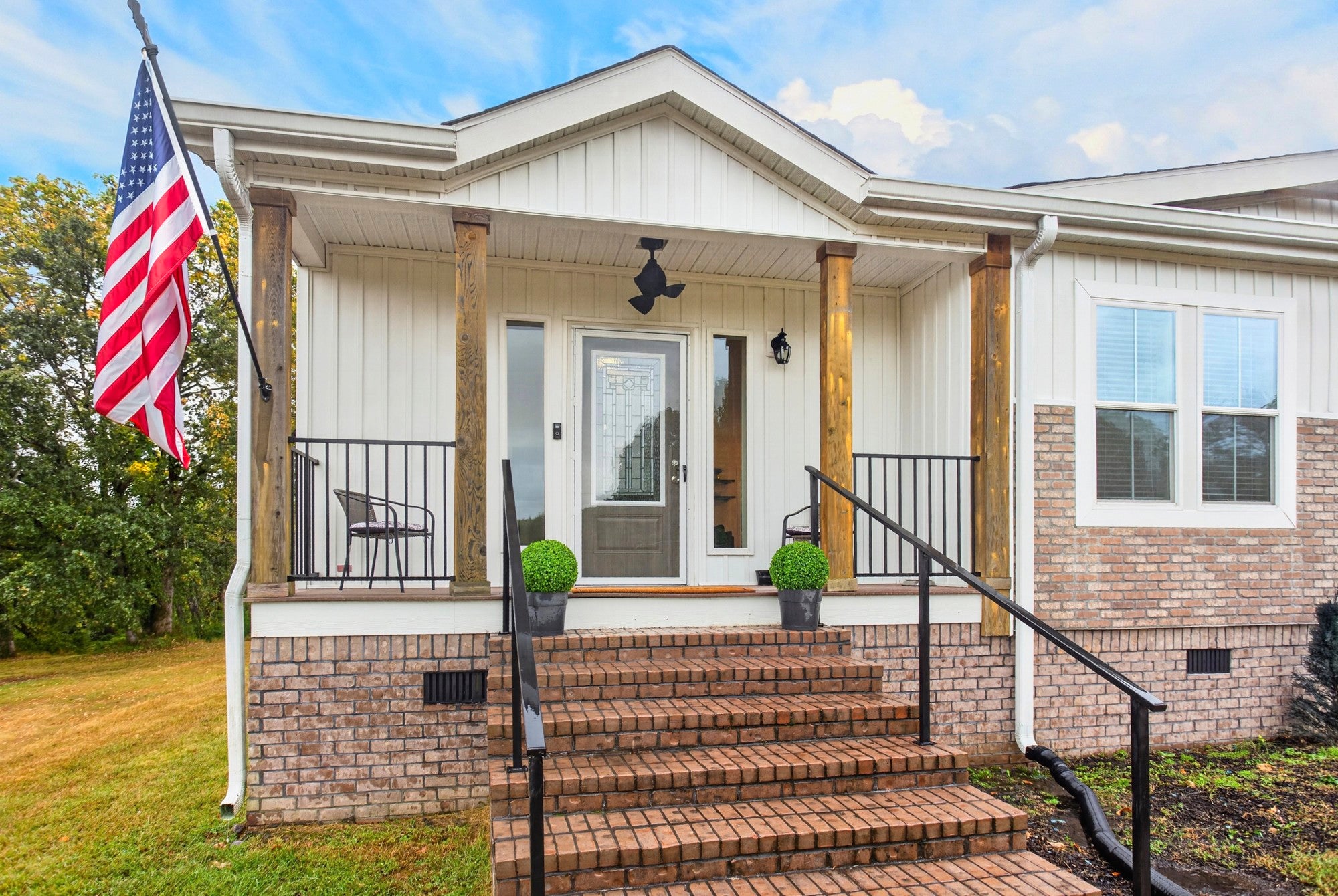 410 Columbia Ave