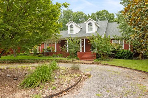 599 Countryside Dr Loretto TN 38469