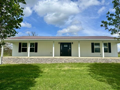 Photo of 806 Robinson Ridge Rd, Baxter, TN 38544 (MLS # 3168888)