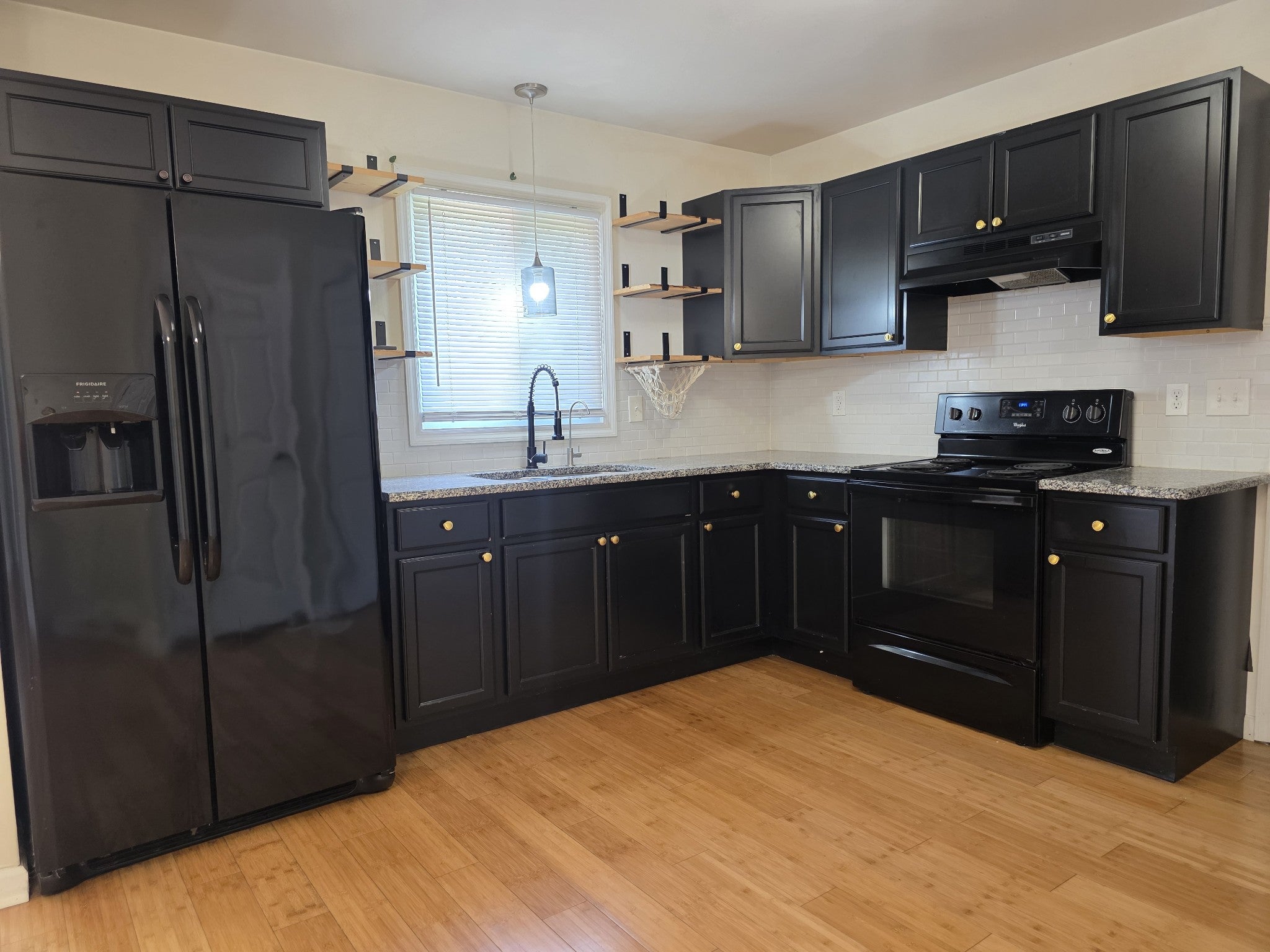 3483 Arvin Dr