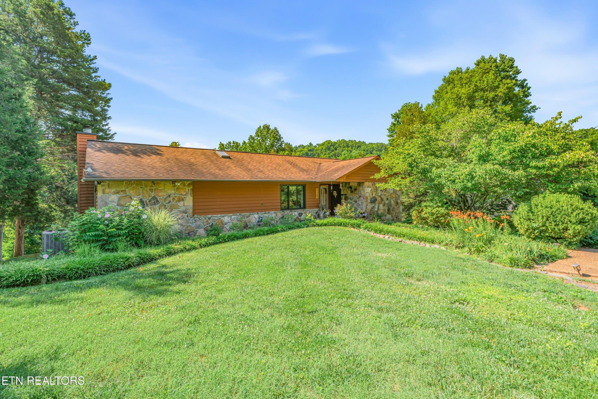 11482 Couch Mill Rd