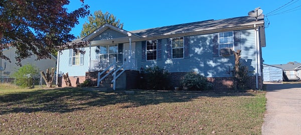 107 GRANT AVE, OAK GROVE, KY 42262 - Image e8c4d8fdf17ba7bc98cbce2fa63a0b78/732395138