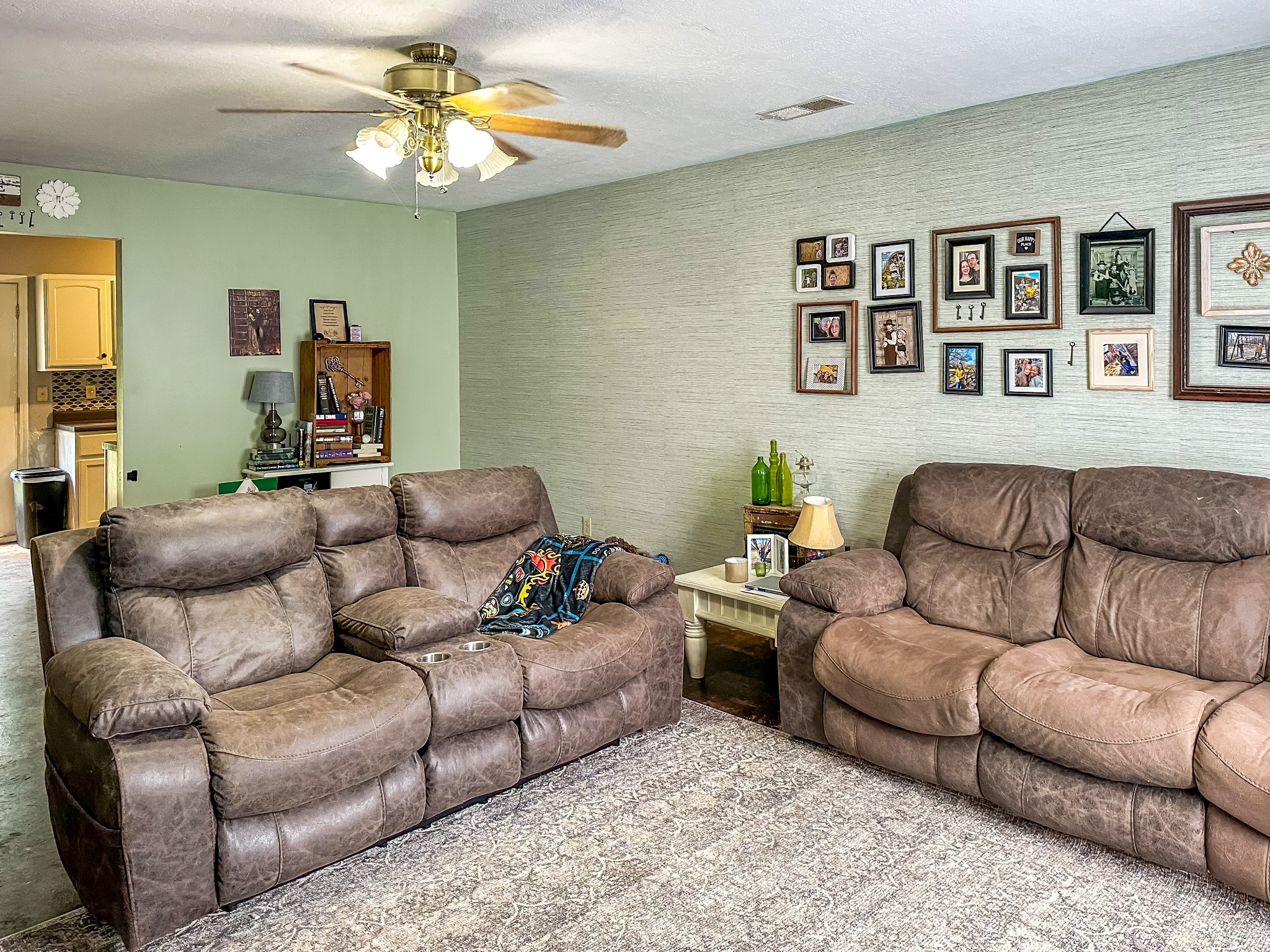 1097 Taylor Ln