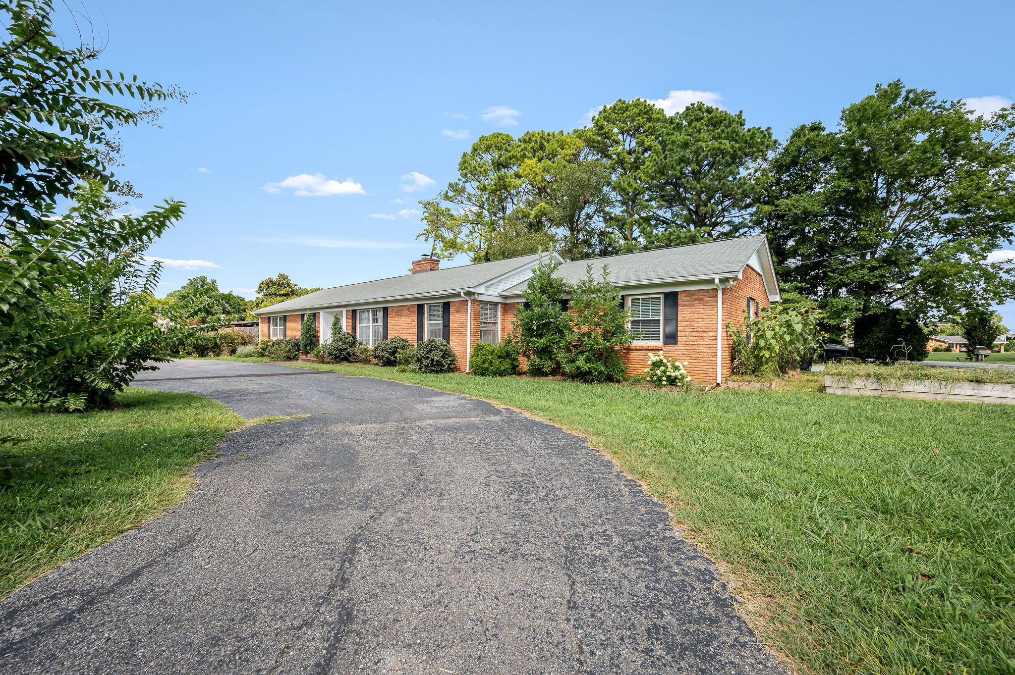 411 Apollo Dr