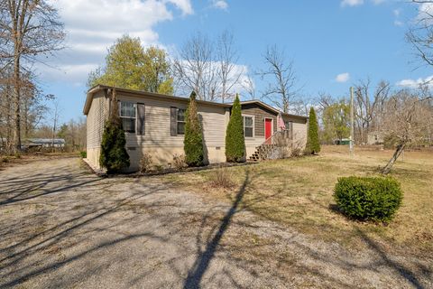 89 Poplar Dr Beechgrove TN 37018