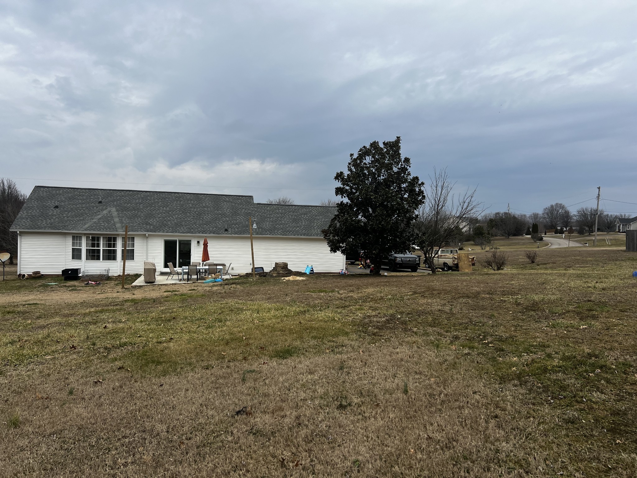 Spring Hill, Tennessee 37174, United States, 3 Bedrooms Bedrooms, ,2 BathroomsBathrooms,Residential,Pending,83388