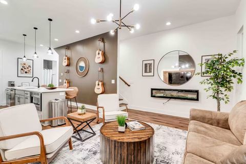 2403B Jefferson St Nashville TN 37208