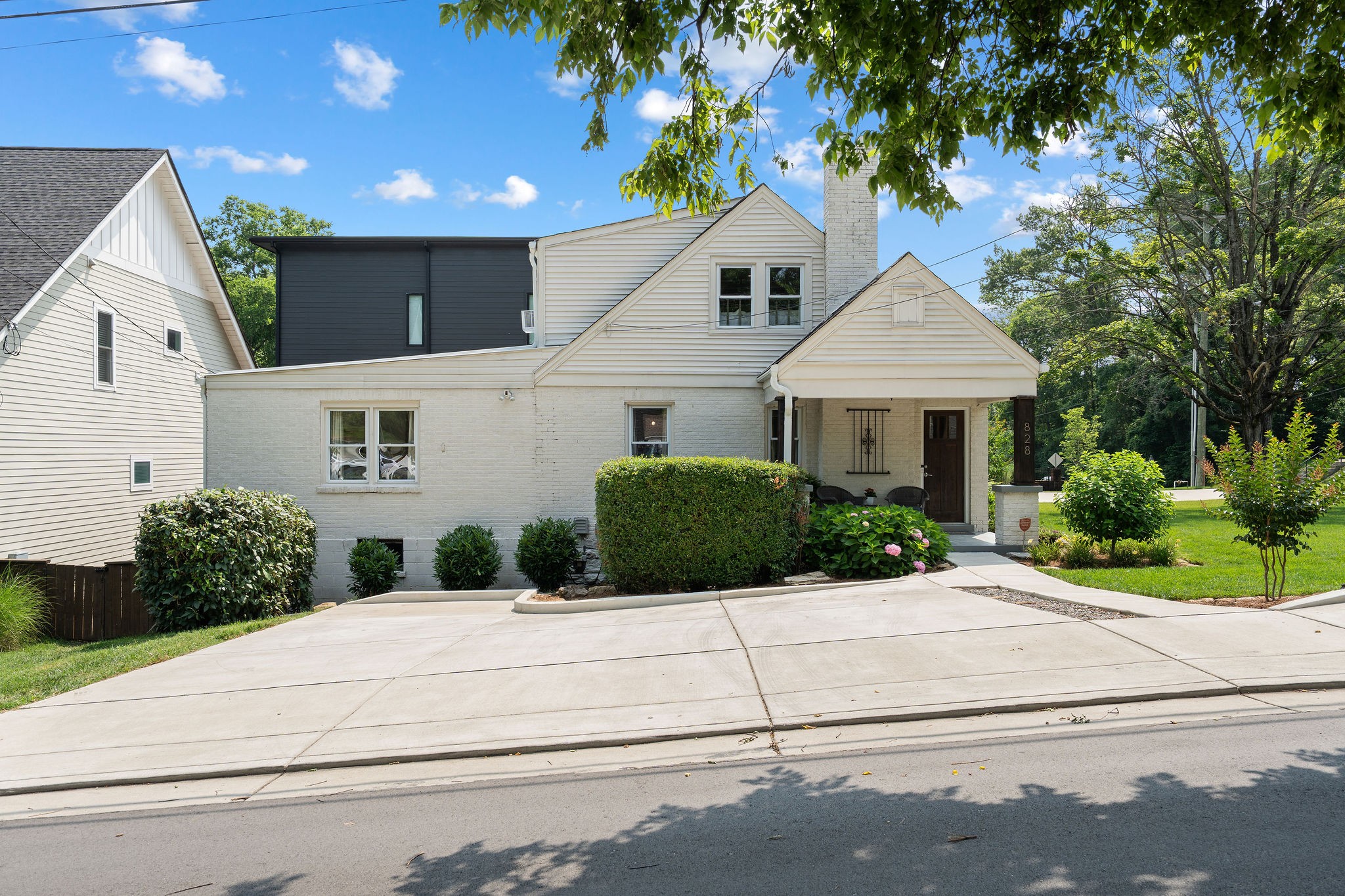 828 Kirkwood Ave