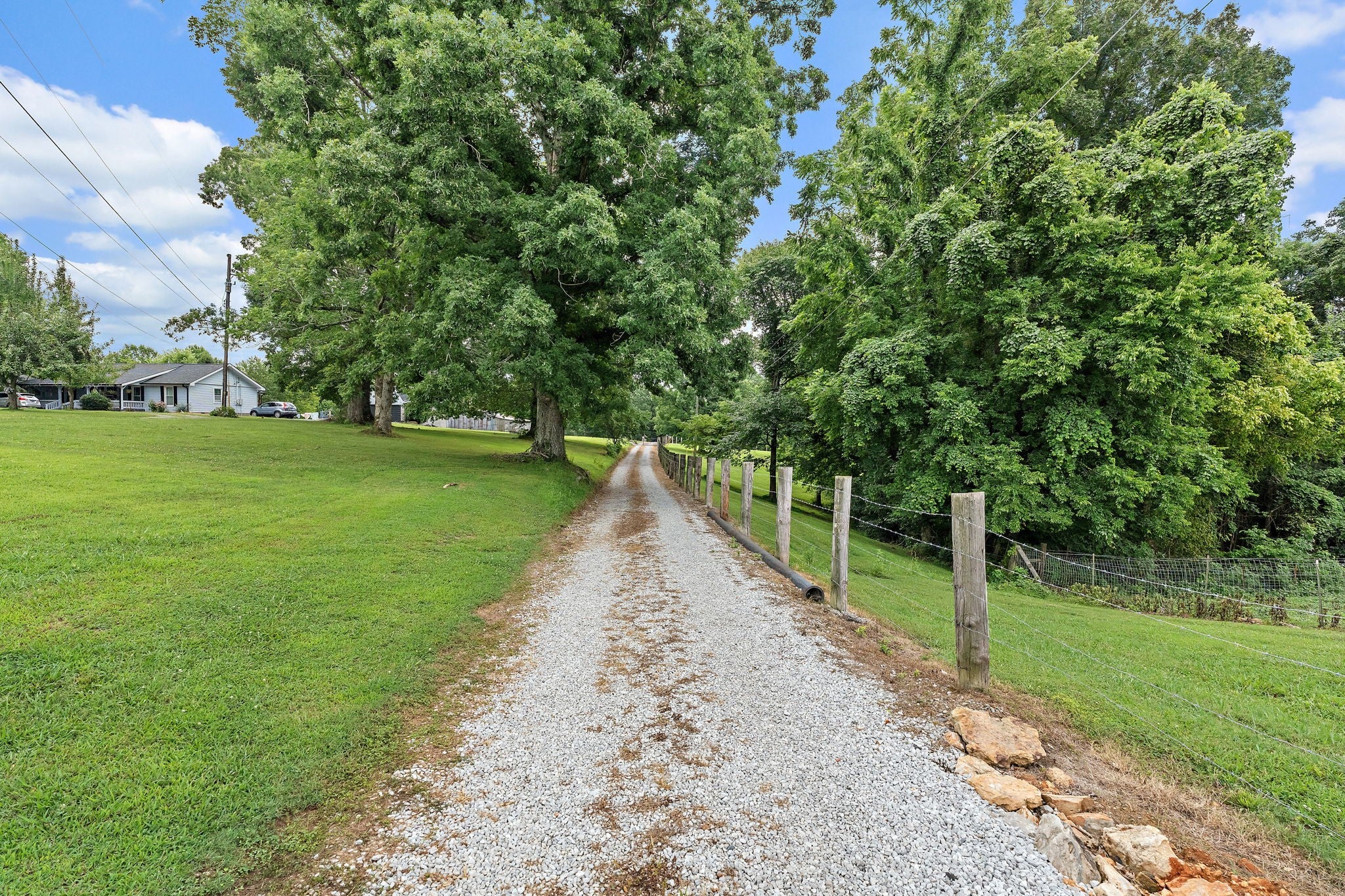 1333 Roberts Rd
