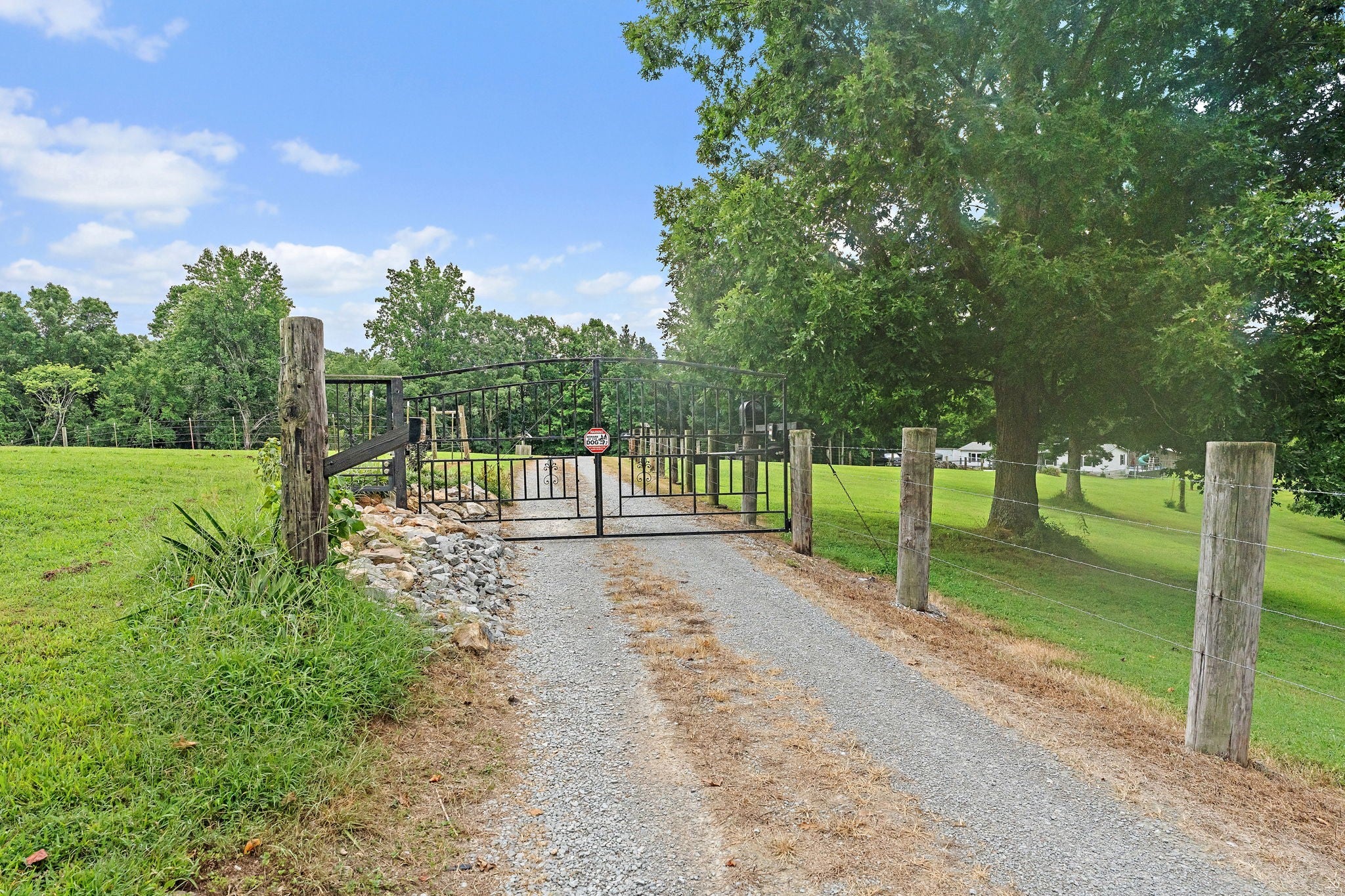 1333 Roberts Rd