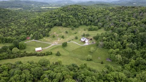 1036 Reed Hollow Rd Readyville TN 37149