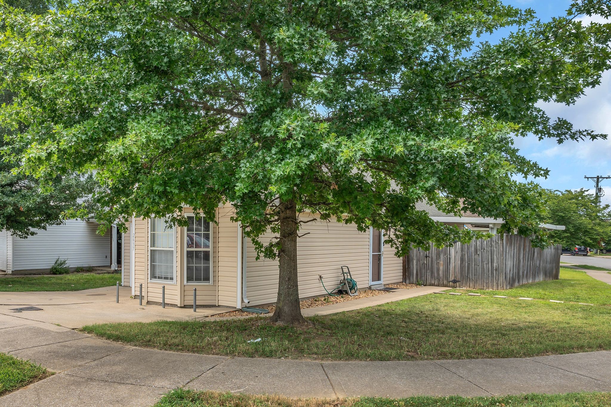 2637 River Meade Way