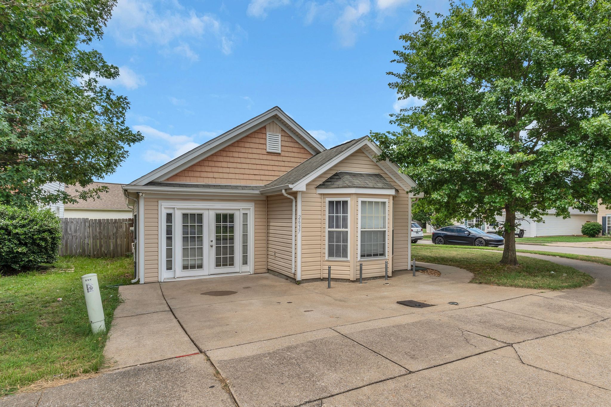 2637 River Meade Way