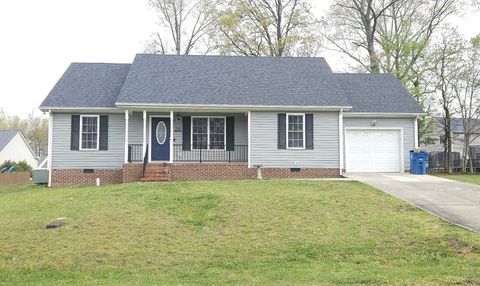 Photo of 231 Indian Springs Cir, Manchester, TN 37355 (MLS # 3168609)