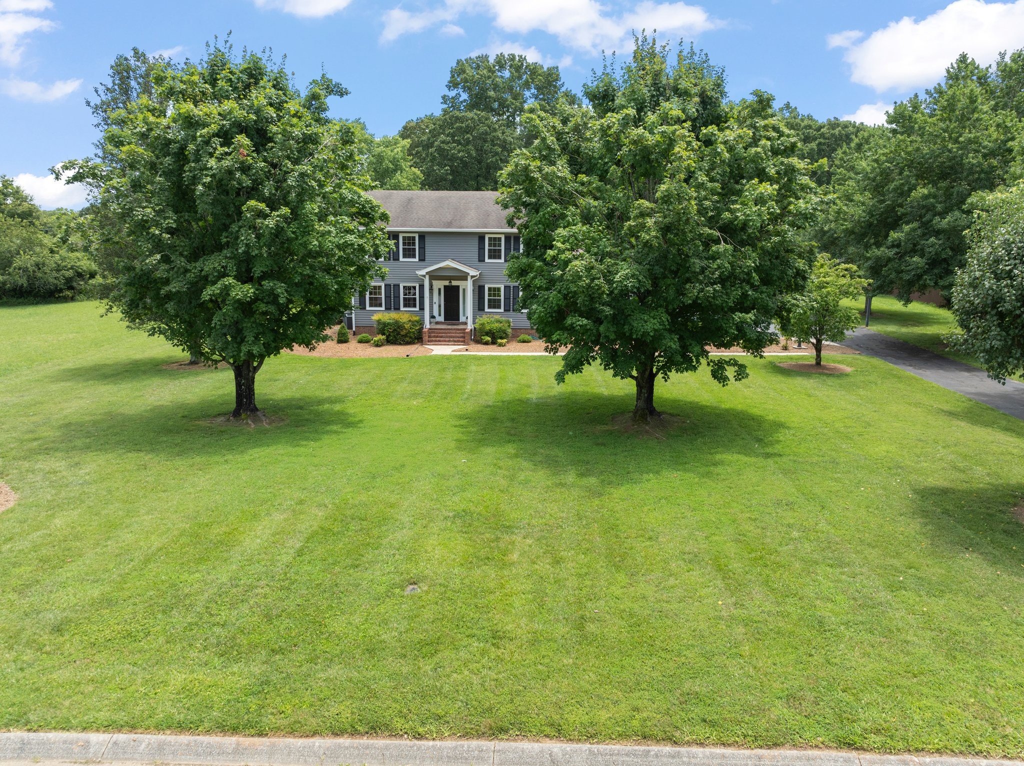 703 Twelve Oaks Rd