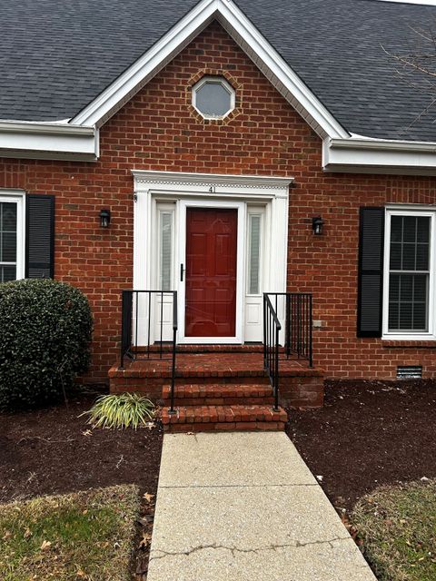 41 Wyndermere Dr Hendersonville TN 37075