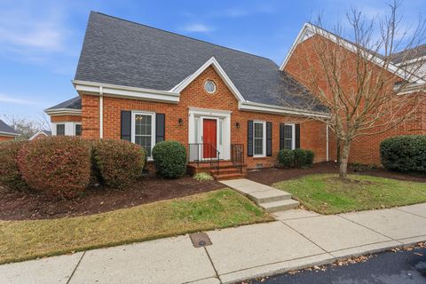 41 Wyndermere Dr Hendersonville TN 37075