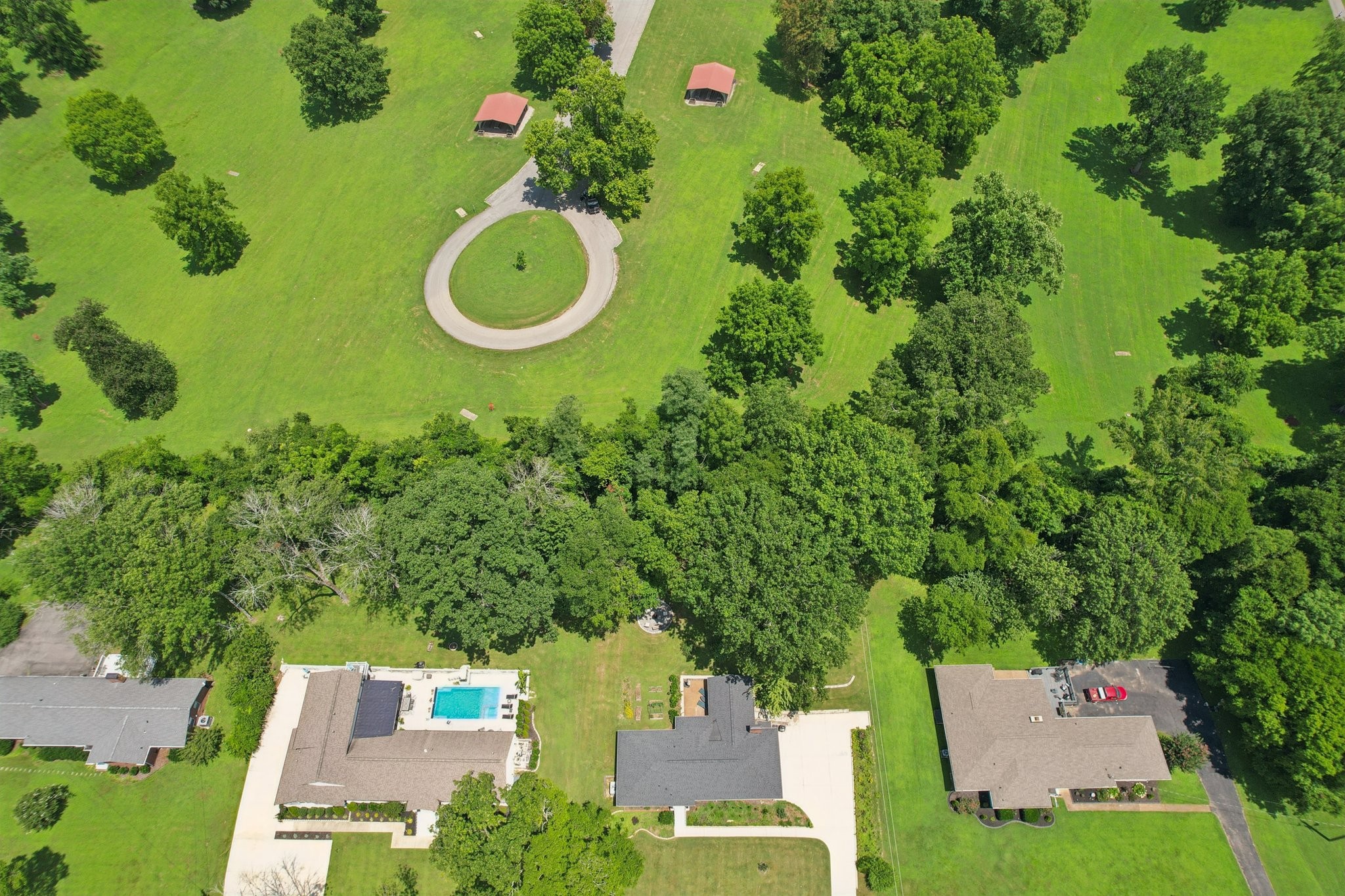 2716 Windemere Dr