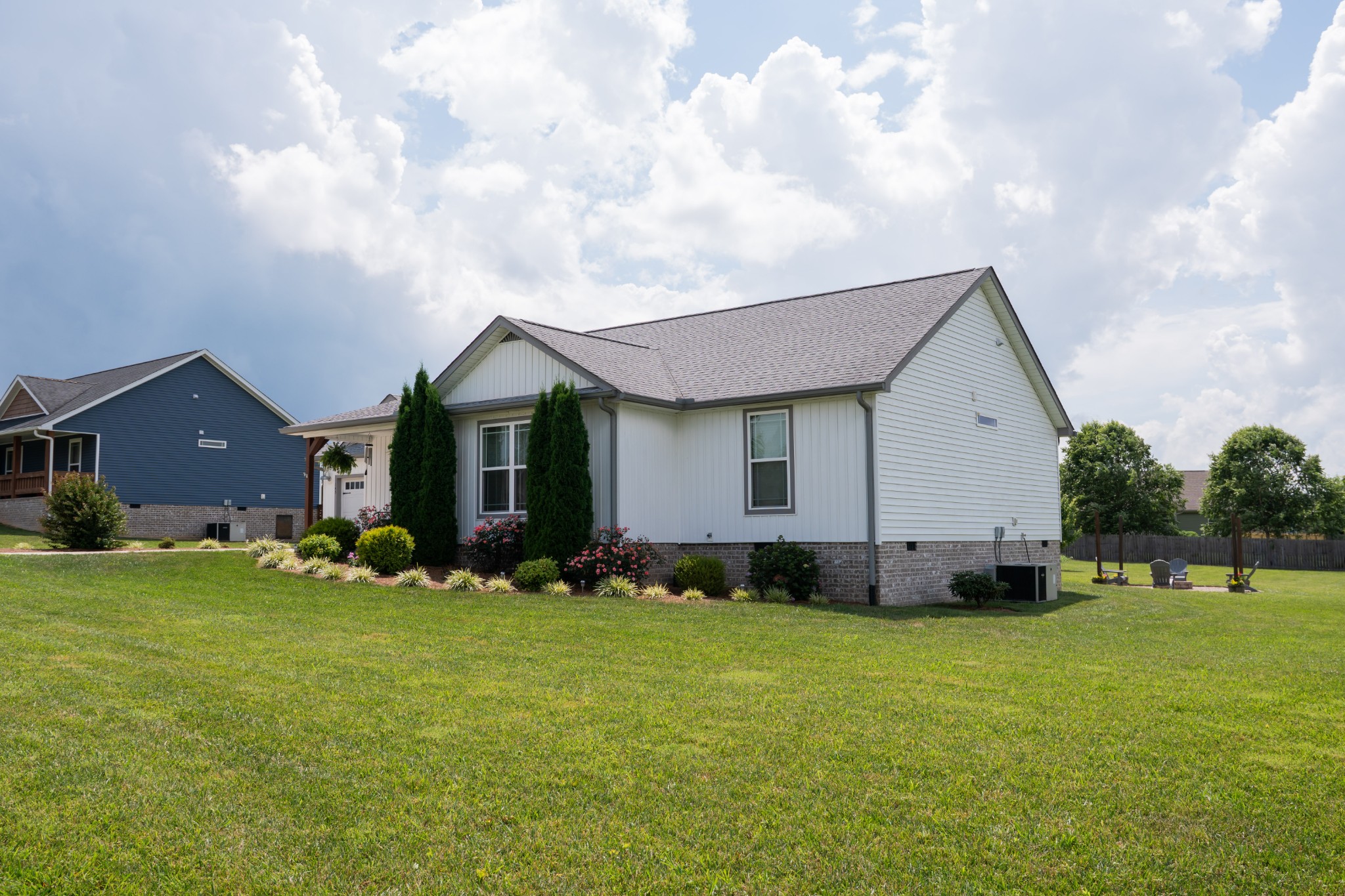 145 Glory Ln