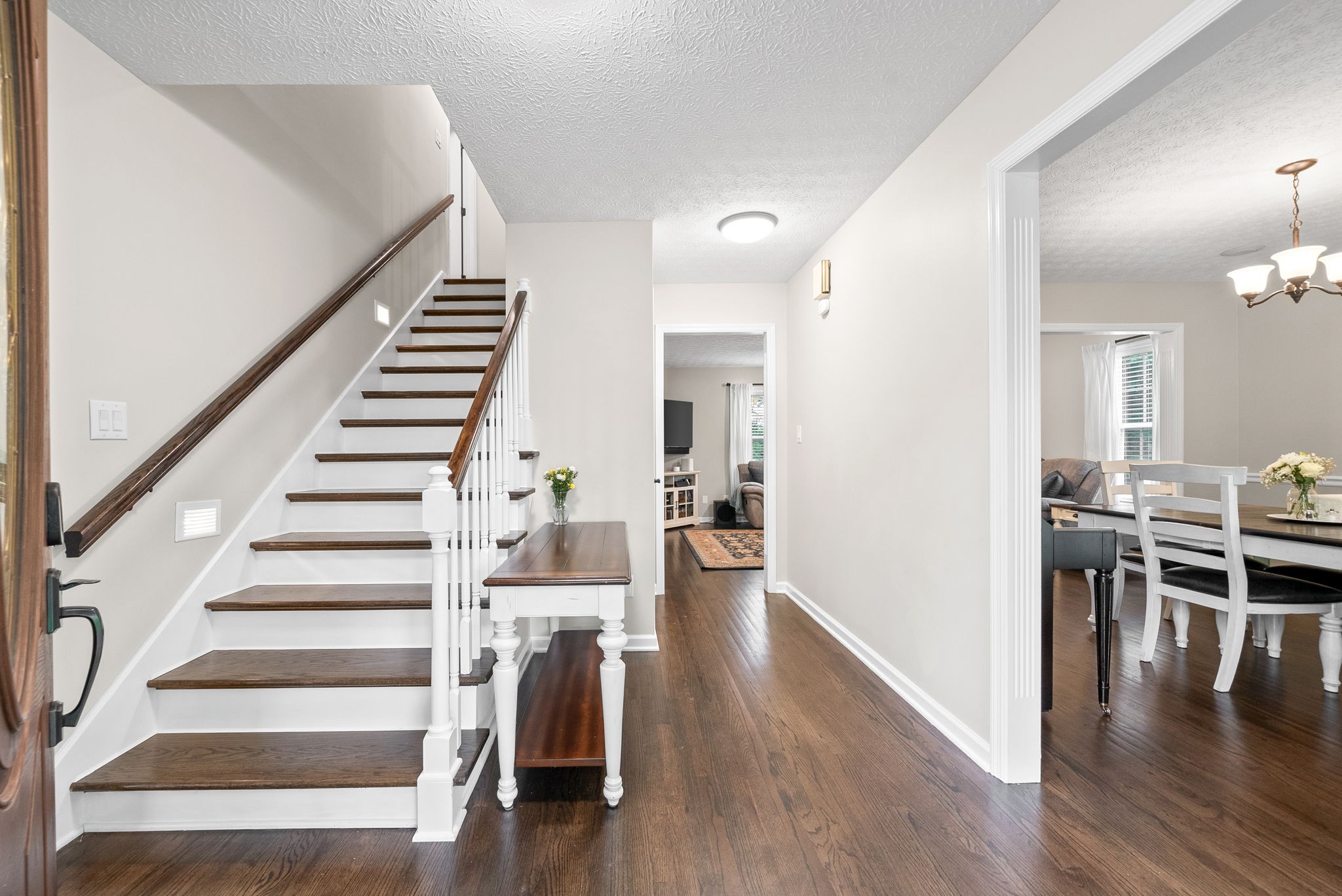 331 Bayhill Dr