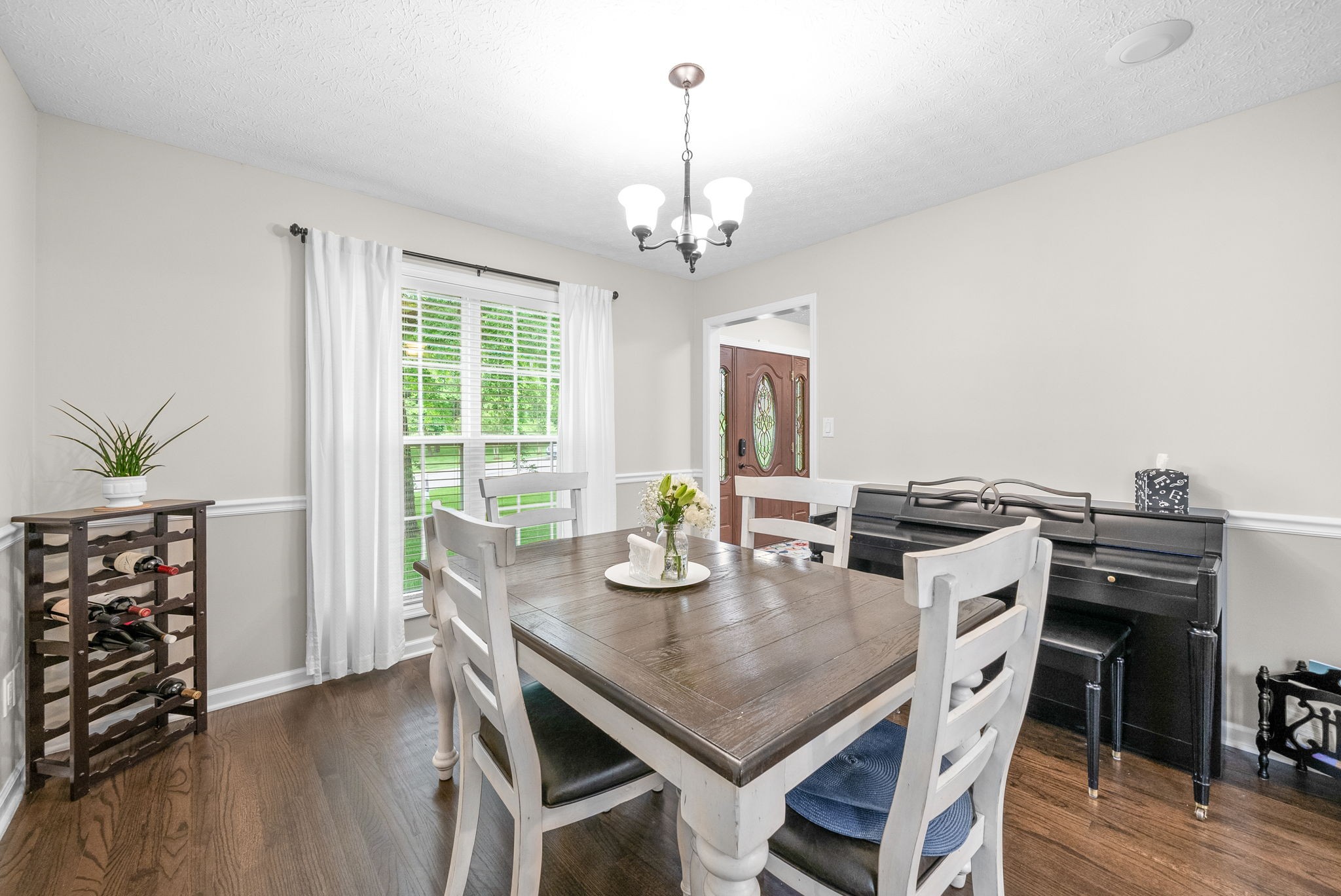 331 Bayhill Dr