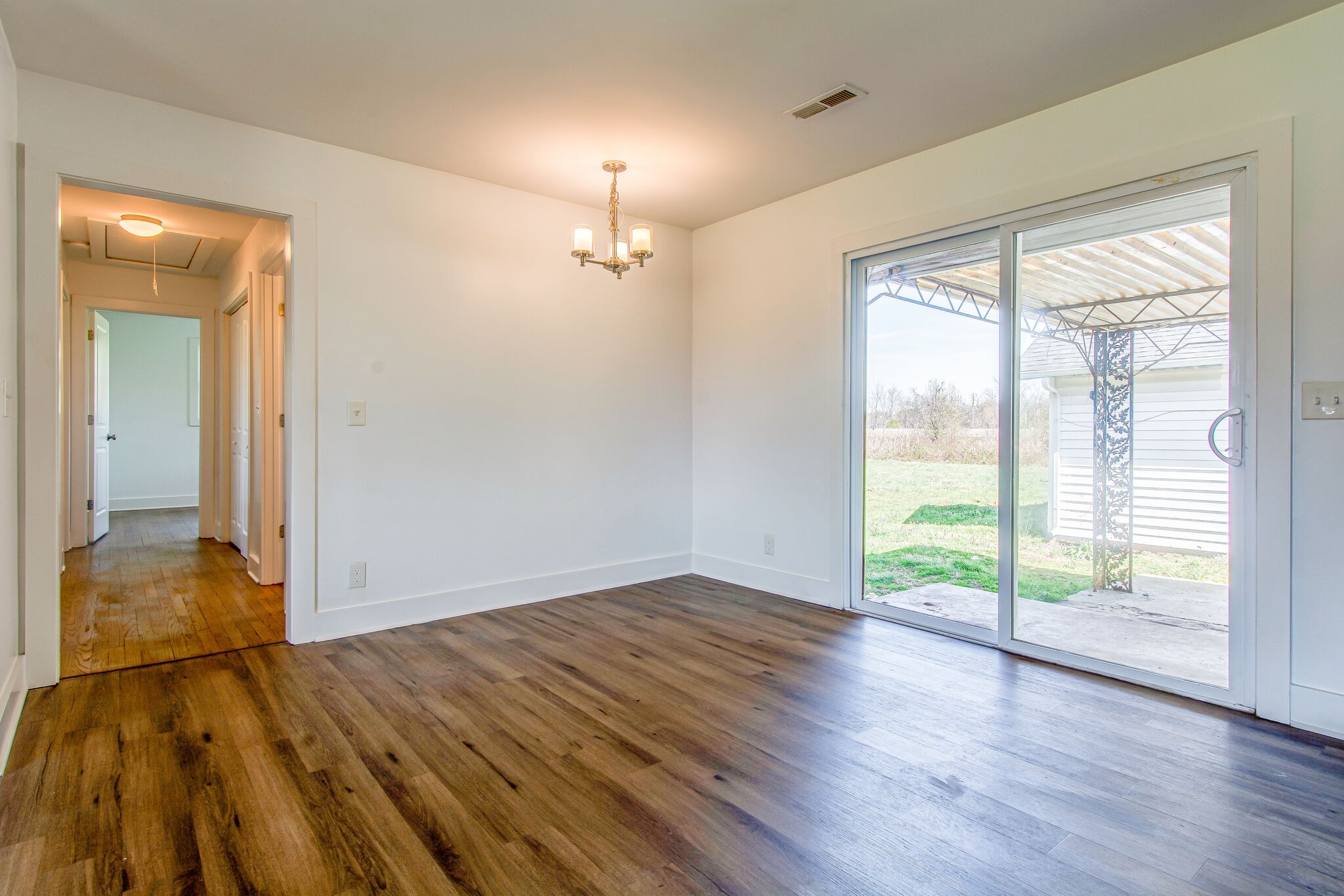 1655 Ben Johns Rd