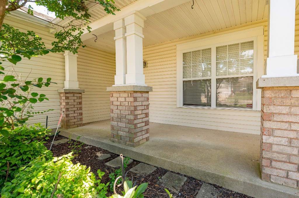 1869 Brookmeadow Ln