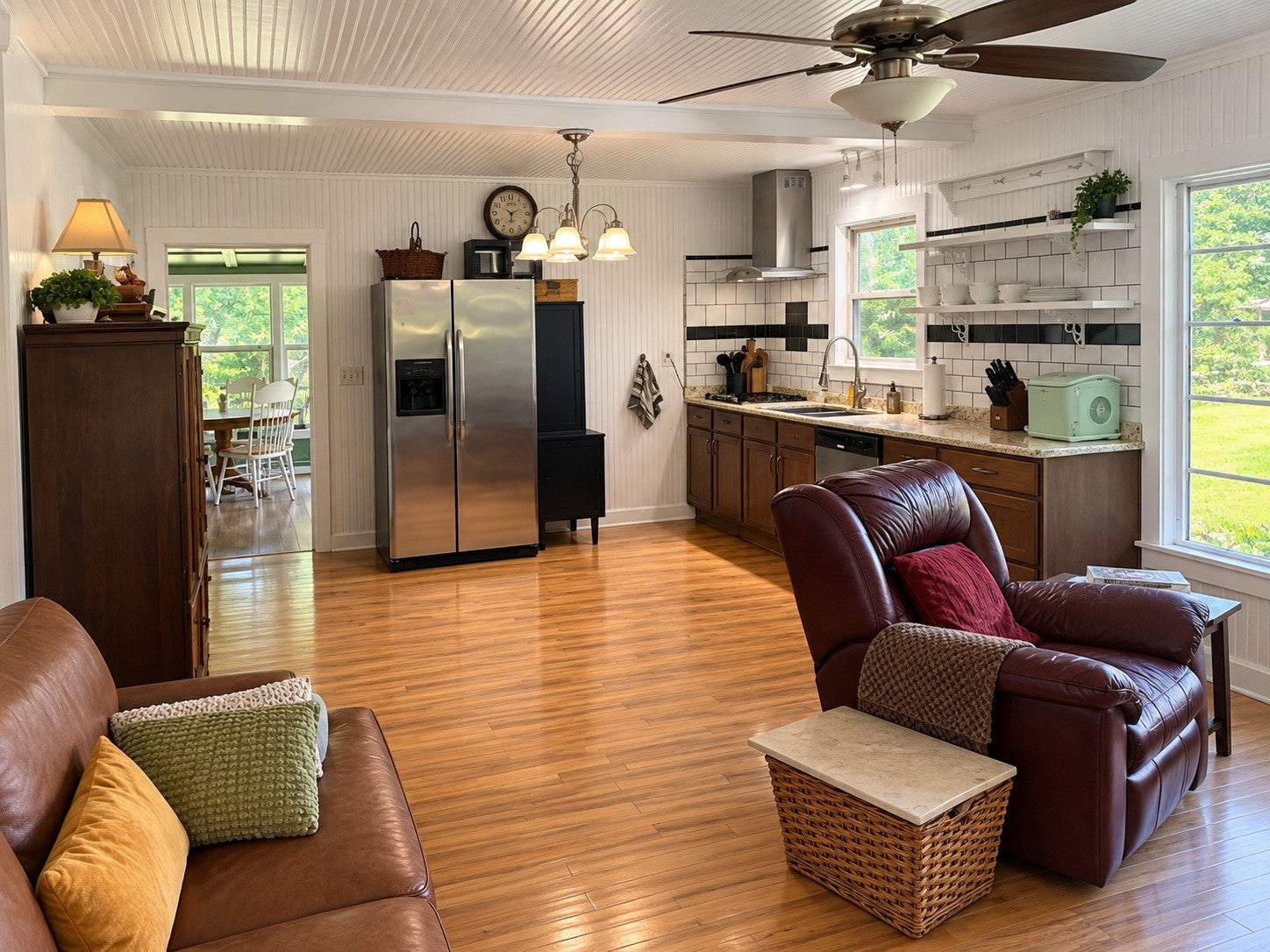 806 Case Rd