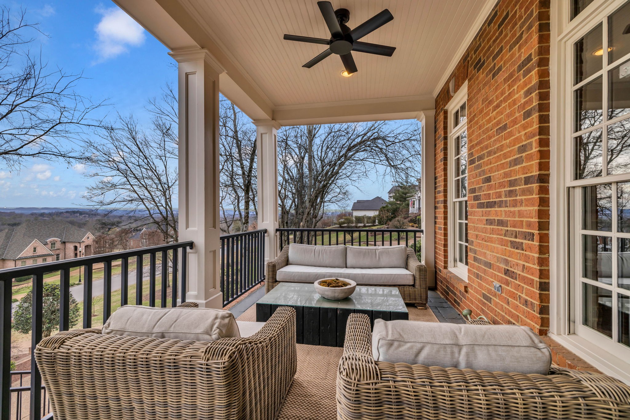 712 Legends Crest Dr