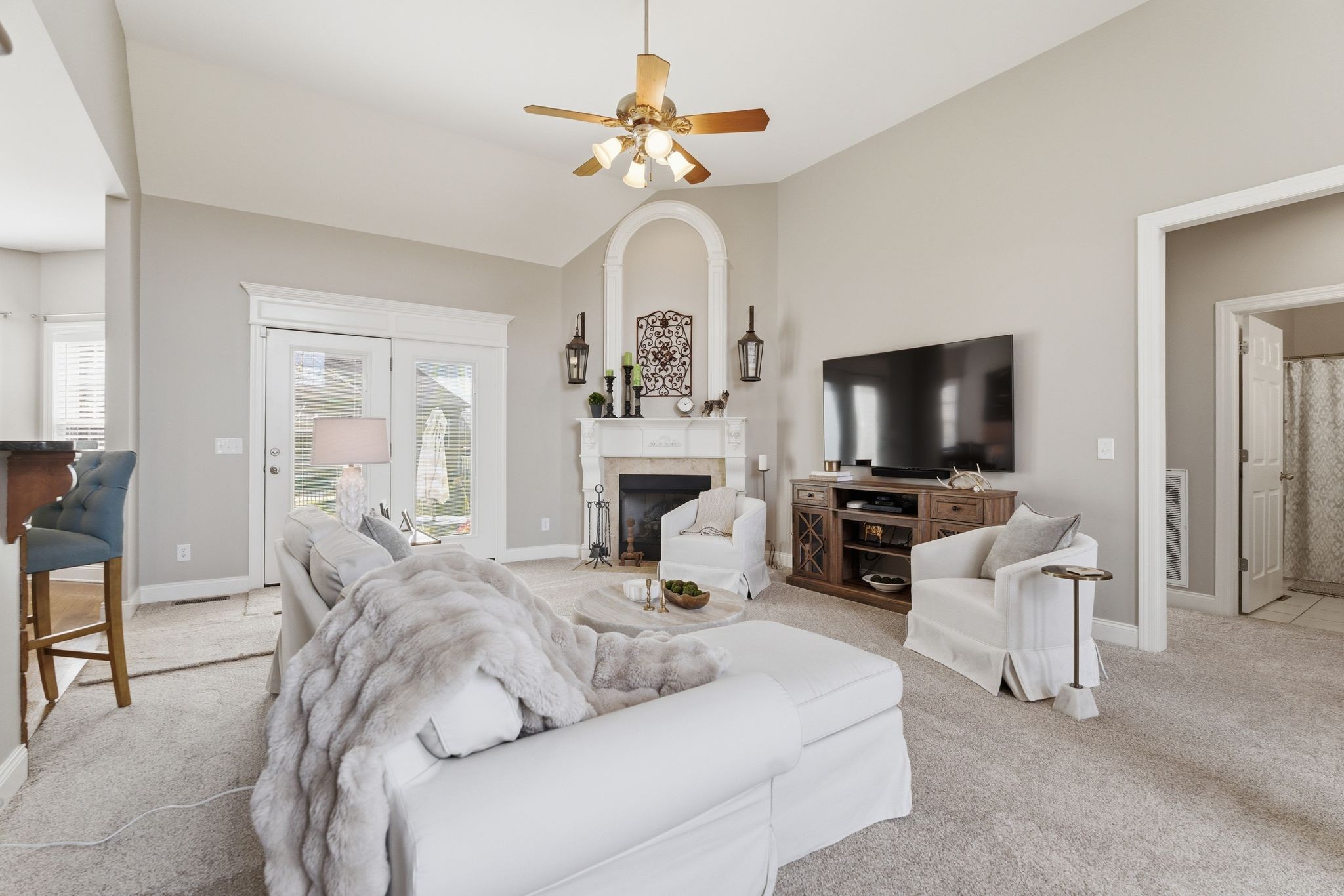 1321 Sam Houston Ave