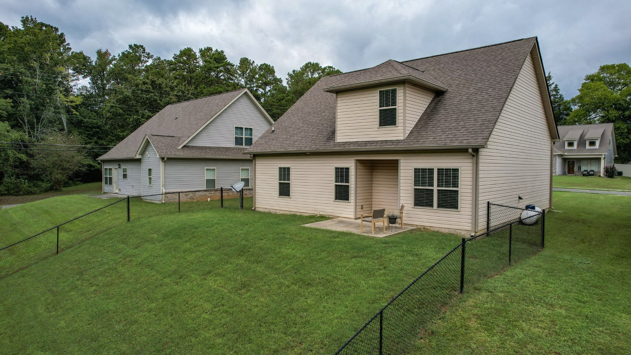 112 Brookebridge Ct NW