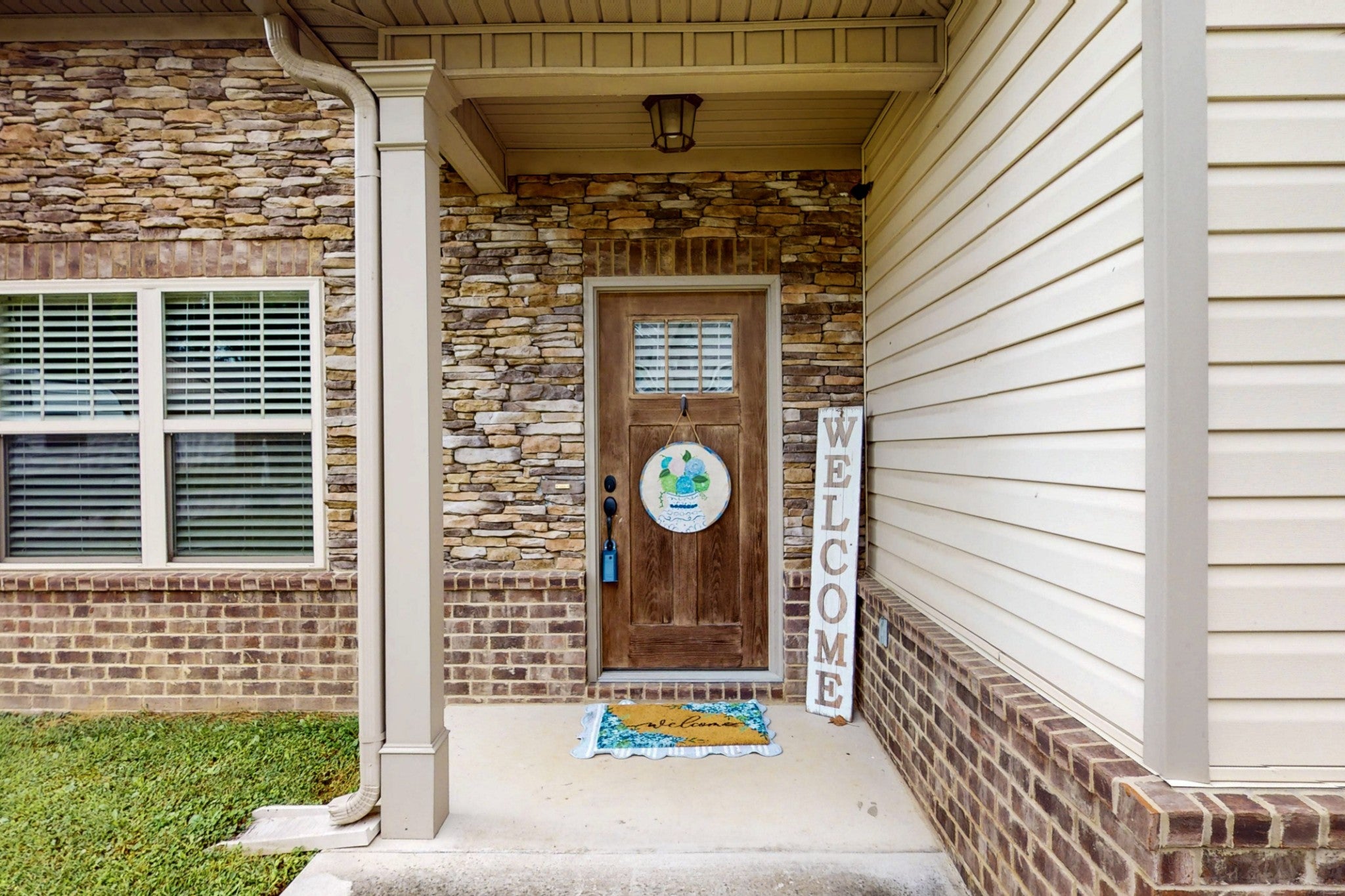 112 Brookebridge Ct NW
