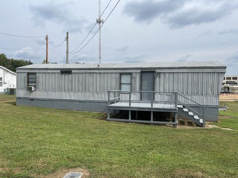 104B Batson St Ashland City TN 37015