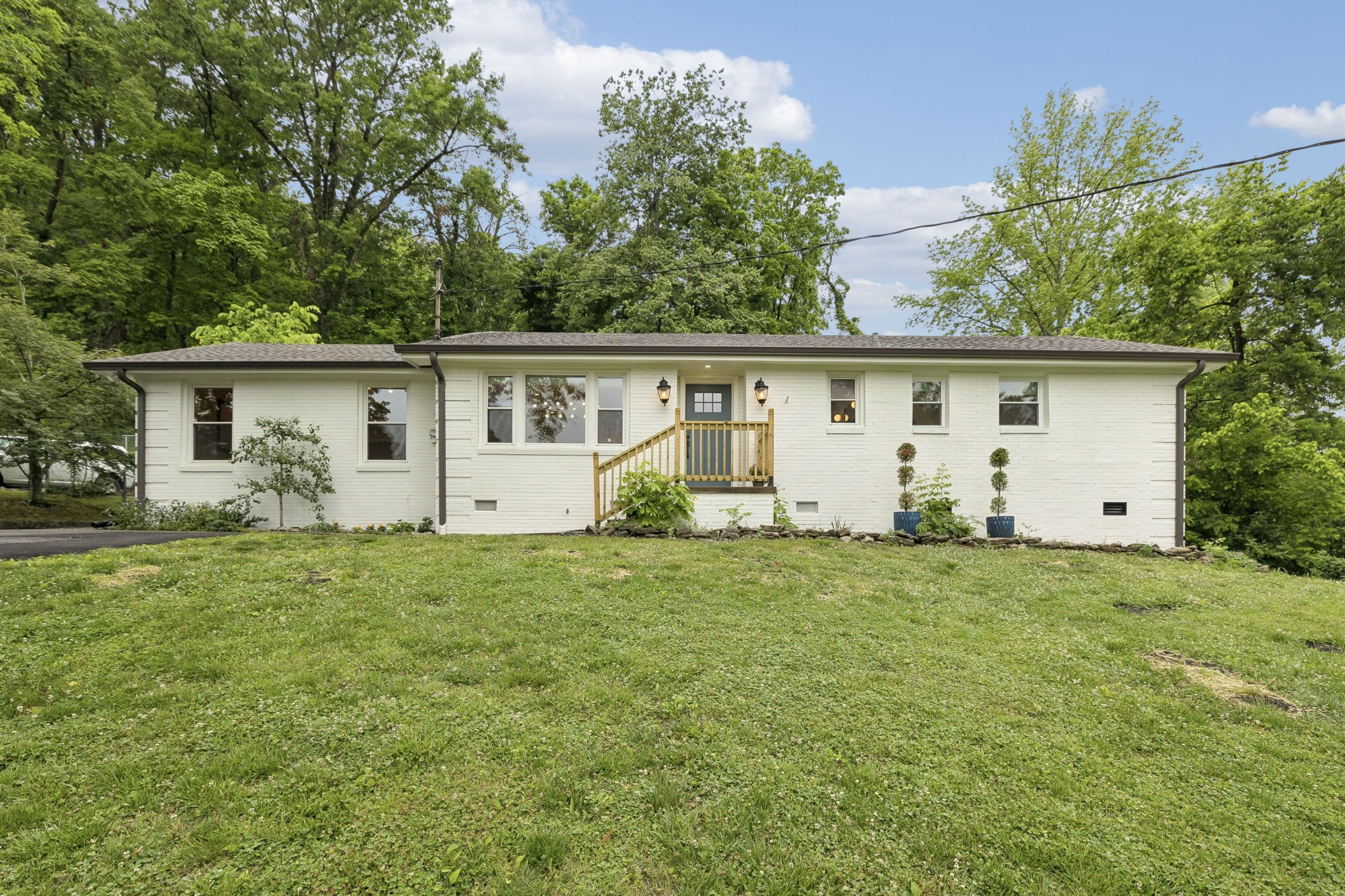 1276 Old Hillsboro Rd