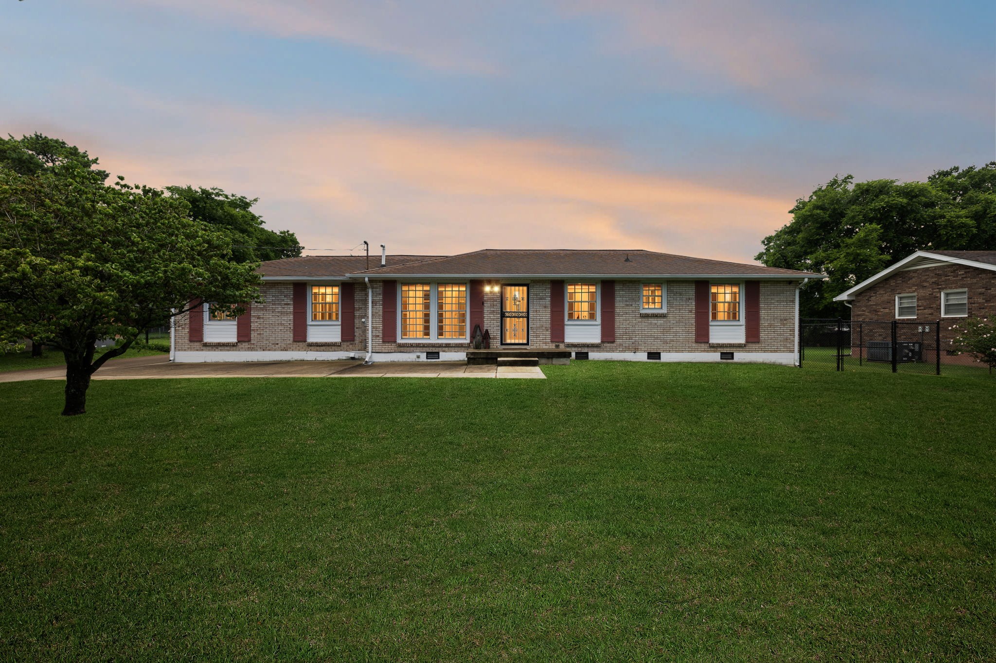 173 Chippendale Dr